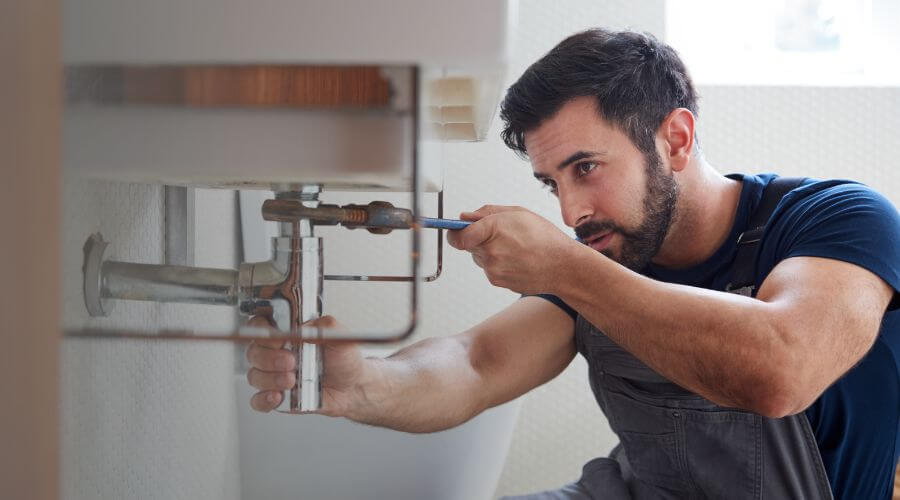 Sink pipe leak repair in Mallie, KY